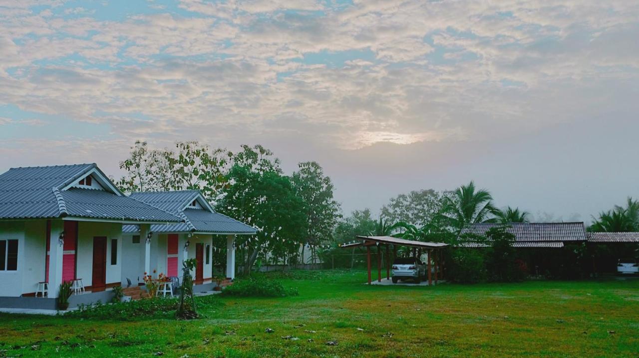Pimpisa Garden Villa Khuang Kom Exteriör bild
